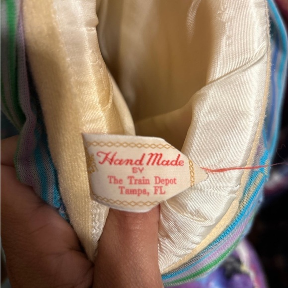 Vintage collection Train Depot Girl Puppet - Picture 2 of 5